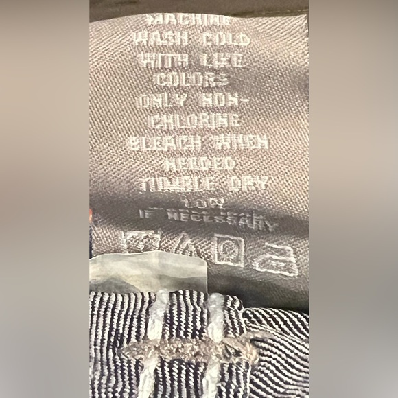 Women’s Vanity Premium Collection Mid-Rise Jeans Dark Washed Cropped Size 14 - Picture 12 of 15